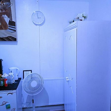 Homestay Bedspace Μπέρμιγχαμ Εξωτερικό φωτογραφία