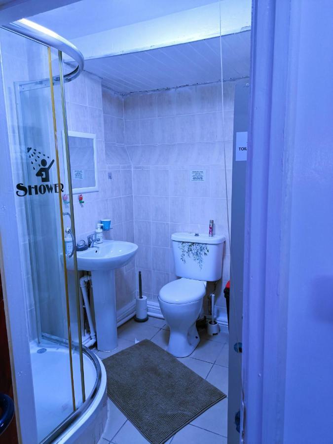 Homestay Bedspace Μπέρμιγχαμ Εξωτερικό φωτογραφία